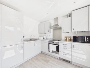 Kitchen/Diner- click for photo gallery